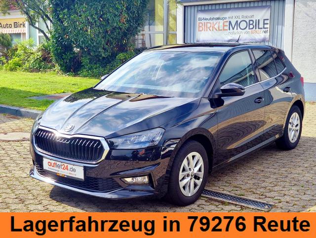 Gebrauchtfahrzeug Skoda Fabia - Style 95PS Schalter mit Tempomat Einparkhilfe vorne   hinten Rückfahrkamera Sitzheizung Multifunktions-Lederlenkrad DAB Radio SmartLink Apple CarPlay Android Bluetooth Freisprecheinrichtung