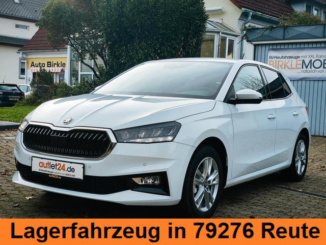 Lagerfahrzeug Skoda Fabia - 130 Jahre Premium 85KW/116PS DSG-Automatik Einparkhilfe v h Rückfahrkamera Totwinkel-Assistent Alufelgen 16" Sitzheizung Garantie 5 bis 100.000Km doppelter Ladeboden Klimaautomatik virtuelles Tacho 10"
