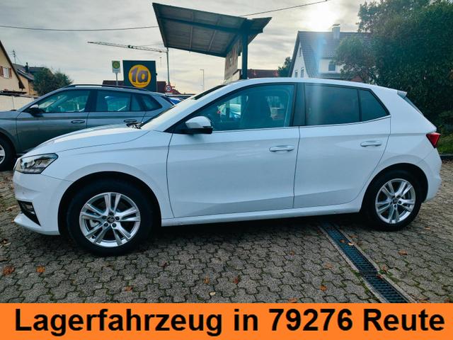 Skoda Fabia 130 Jahre Premium 85KW/116PS DSG-Automatik Bi-LED Scheinwerfer ACC Abstandstempomat Spurhalte-Assistent Einparkhilfe v+h Rückfahrkamera Totwinkel-Assistent Alufelgen 16" Sitzheizung Garantie 5 Ladeboden virtuelles Tacho 10" Fernlicht-Assist 