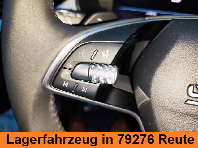 Skoda Kamiq Sondermodell 130 Jahre PREMIUM" 1.5 TSI 150PS DSG/AUTOMATIK, AHK schwenkbar 17" Alu, Elektr. Heckklappe, Kessy, Alarm, SunSet, Toter-Winkel, Virtual Cockpit 10", Parksensoren vorn/hinten, Rückfahrkamera, Sitzheizung, Tempomat, Climatronic, Radio 8" + Wir 