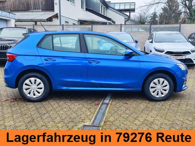 Skoda Fabia Selection 95PS Tempomat Einparkhilfe hinten Sitzheizung Klimaautomatik Smartlink Android Auto Apple CarPlay Multifunktionslenkrad Bluetooth 