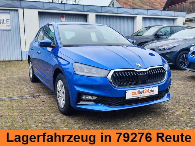 Skoda Fabia Selection 95PS Tempomat Einparkhilfe hinten Sitzheizung Klimaautomatik Smartlink Android Auto Apple CarPlay Multifunktionslenkrad Bluetooth 