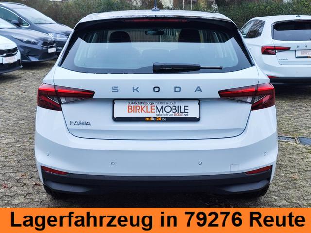 Skoda Fabia Selection 95PS Tempomat Einparkhilfe hinten Sitzheizung Klimaautomatik Smartlink Android Auto Apple CarPlay Multifunktionslenkrad Bluetooth 