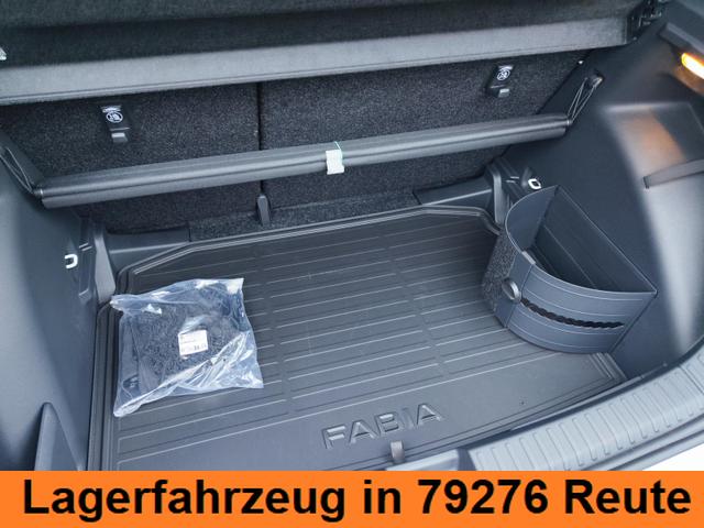 Skoda Fabia Selection 95PS Tempomat Einparkhilfe hinten Sitzheizung Klimaautomatik Smartlink Android Auto Apple CarPlay Multifunktionslenkrad Bluetooth 