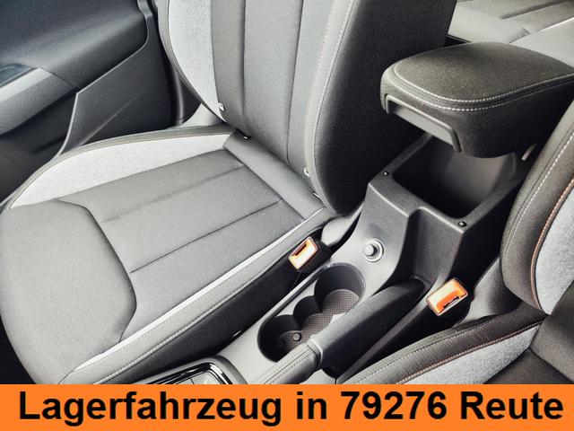 Skoda Kamiq Selection 115 PS Schaltgetriebe mit AHK schwenkbar R&uuml;ckfahrkamera PDC vorne+hinten Tempomat Sitzheizung DAB Radio Kessy 