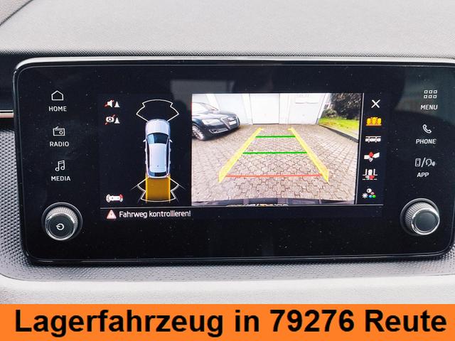 Skoda Kamiq Sondermodell 130 Jahre PREMIUM" 1.5 TSI 150PS DSG/AUTOMATIK, AHK schwenkbar 17" Alu, Elektr. Heckklappe, Kessy, Alarm, SunSet, Toter-Winkel, Virtual Cockpit 10", Parksensoren vorn/hinten, R&uuml;ckfahrkamera, Sitzheizung, Tempomat, Climatronic, Radio 8" + Wir 