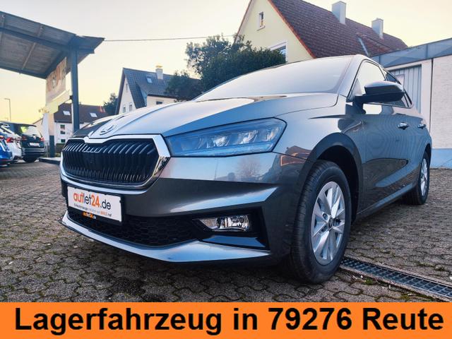 Skoda Fabia 130 Jahre 1.0 TSI 95PS mit Garantie 5 bis 100.000Km Sunset Tempomat Klimaautomatik Sitzheizung SmartLink AndroidAuto Apple CarPlay Digitales Tacho 8" Einparkhilfe hinten R&uuml;ckfahrkamera Leichtmetallfelgen 15" DAB Radio 