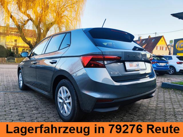 Skoda Fabia 130 Jahre 1.0 TSI 95PS mit Garantie 5 bis 100.000Km Sunset Tempomat Klimaautomatik Sitzheizung SmartLink AndroidAuto Apple CarPlay Digitales Tacho 8" Einparkhilfe hinten R&uuml;ckfahrkamera Leichtmetallfelgen 15" DAB Radio 