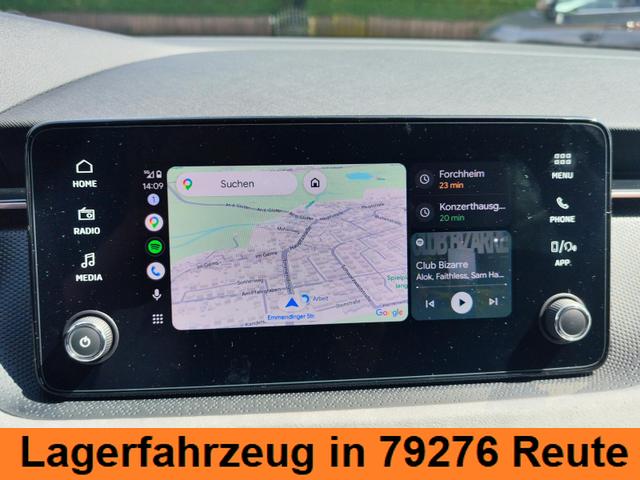 Skoda Kamiq Top Selection L 115PS DSG Automatik mit elektrischer Heckklappe Tempomat LED Scheinwerfer Sitzheizung Lenkradheizung Einparkhilfe vorne+hinten R&uuml;ckfahrkamera DAB Radio Kessy Licht und Regensensor 