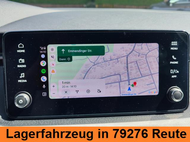 Skoda Kamiq Top Selection L 115PS DSG Automatik mit elektrischer Heckklappe Tempomat LED Scheinwerfer Sitzheizung Lenkradheizung Einparkhilfe vorne+hinten R&uuml;ckfahrkamera DAB Radio Kessy Licht und Regensensor 