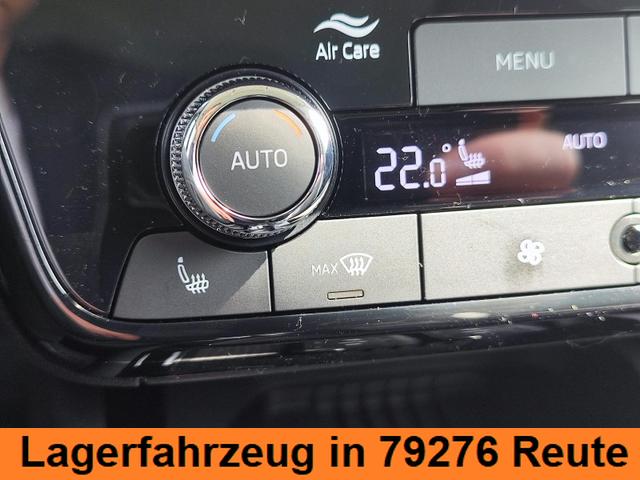 Skoda Kamiq Top Selection L 115PS DSG Automatik mit elektrischer Heckklappe Tempomat LED Scheinwerfer Sitzheizung Lenkradheizung Einparkhilfe vorne+hinten R&uuml;ckfahrkamera DAB Radio Kessy Licht und Regensensor 