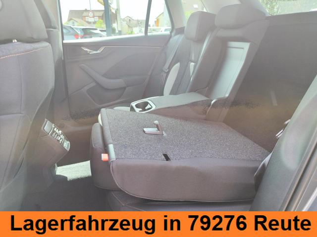 Skoda Kamiq Top Selection L 115PS DSG Automatik mit elektrischer Heckklappe Tempomat LED Scheinwerfer Sitzheizung Lenkradheizung Einparkhilfe vorne+hinten R&uuml;ckfahrkamera DAB Radio Kessy Licht und Regensensor 