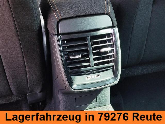Skoda Kamiq Top Selection L 115PS DSG Automatik mit elektrischer Heckklappe Tempomat LED Scheinwerfer Sitzheizung Lenkradheizung Einparkhilfe vorne+hinten R&uuml;ckfahrkamera DAB Radio Kessy Licht und Regensensor 