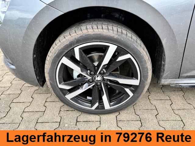 Skoda Kamiq Monte Carlo 1.0 TSI 115PS DSG, GRAU-MET/Dach schwarz, 18" ALU, AHK-VORBEREITUNG, Panoramadach, Matrix-LED, Parksensoren v/h, Kamera, Tempomat, Virtual Cockpit (8"!!), Kessy, Winter-Paket, Climatronic, Radio 8", SmartLink, NSW, Sport-M-Lederlenkrad beheizt, Dachreling 