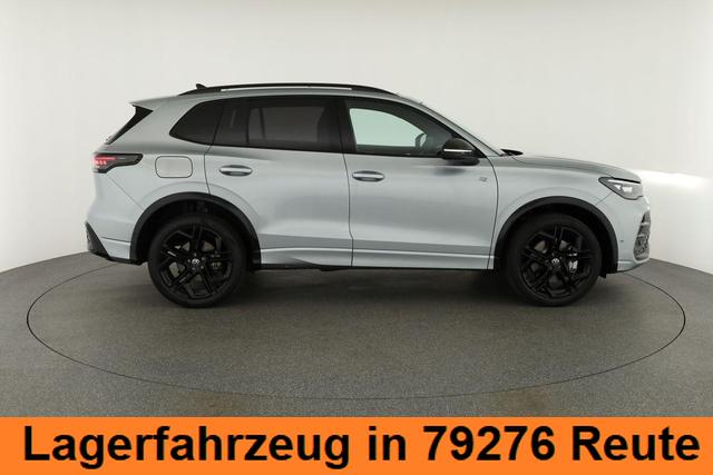 Volkswagen Tiguan 1.5 TSI eHybrid 200 kW R-Line Black, Pano, 20-Zoll, AHK, AreaView, 5-J Garantie 