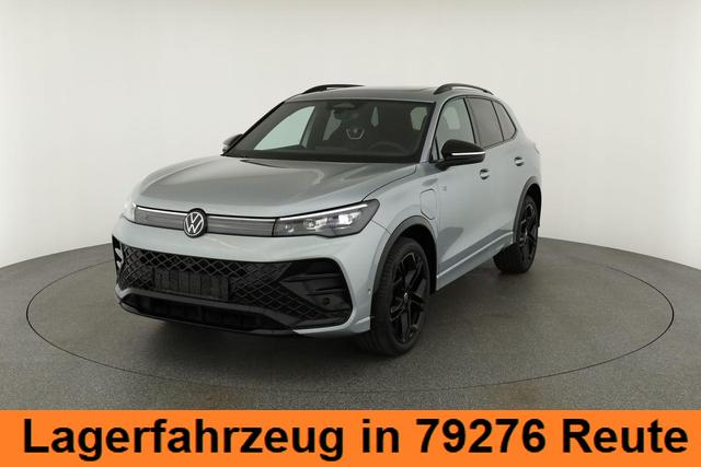 Volkswagen Tiguan 1.5 TSI eHybrid 200 kW R-Line Black, Pano, 20-Zoll, AHK, AreaView, 5-J Garantie 