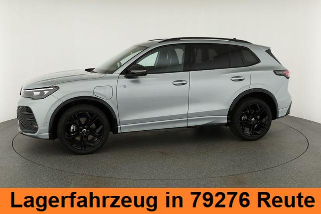 Volkswagen Tiguan 1.5 TSI eHybrid 200 kW R-Line Black, Pano, 20-Zoll, AHK, AreaView, 5-J Garantie 