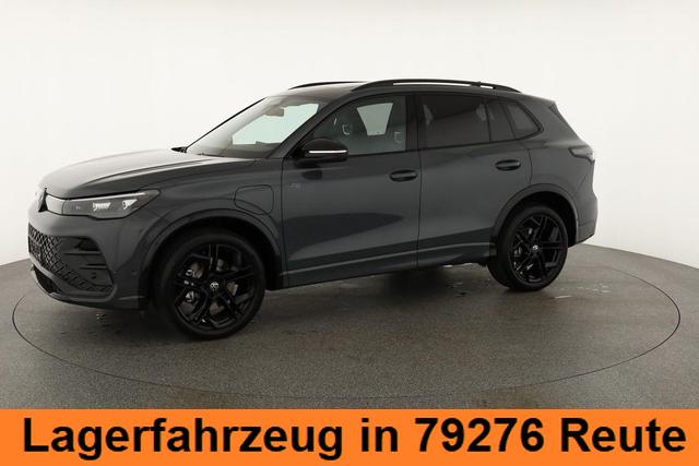 Volkswagen Tiguan 1.5 TSI eHybrid 200 kW R-Line Black, Pano, 20-Zoll, AHK, AreaView, 5-J Garantie 
