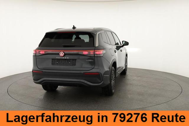 Volkswagen Tayron 1.5 TSI eHybrid 150 kW Life Life, Pano, HuD, AHK, AreaView, Side, Navi, Winter, 5-J. Garantie 
