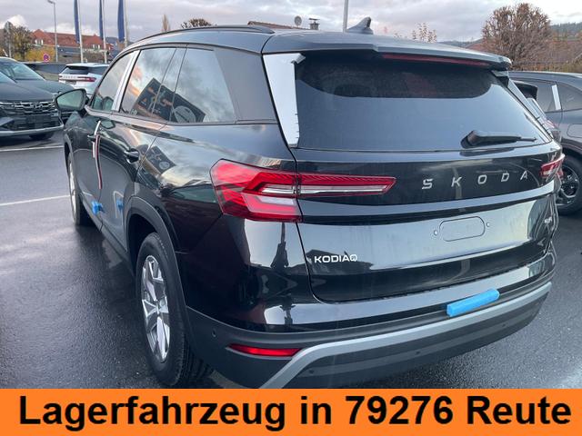 Skoda Kodiaq 2.0 TDI 142kW 4x4 Selection DSG Selection, 7-Sitzer, AHK, Navi, Side, el. Klappe, AreaView, ParkAssist 