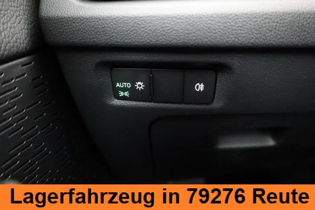 Skoda Octavia Combi 1.5 TSI mHEV 110 kW Selection DSG Selection, AHK, Side, el. Klappe, Kamera, Winter 