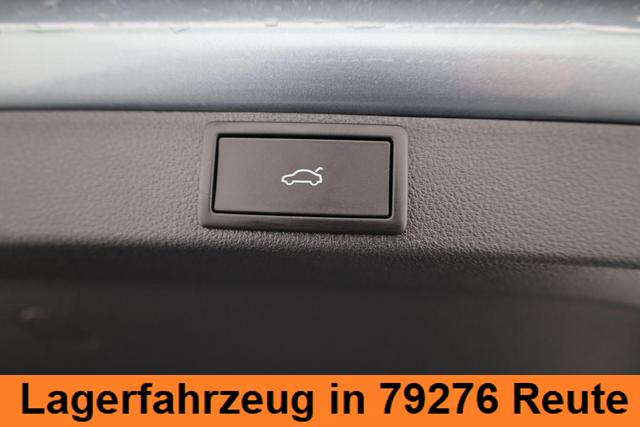 Skoda Octavia Combi RS 2.0 TSI DSG, Sonderlackierung, AHK, 19 Zoll, Canton, el. Klappe, Navi, Matrix, sofort 