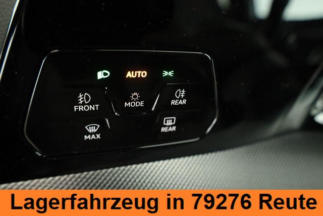 Volkswagen Golf 2.0 TSI 195 kW GTI VIII DSG, Navi, Side, Matrix, Kamera, Winter, 19-Zoll 