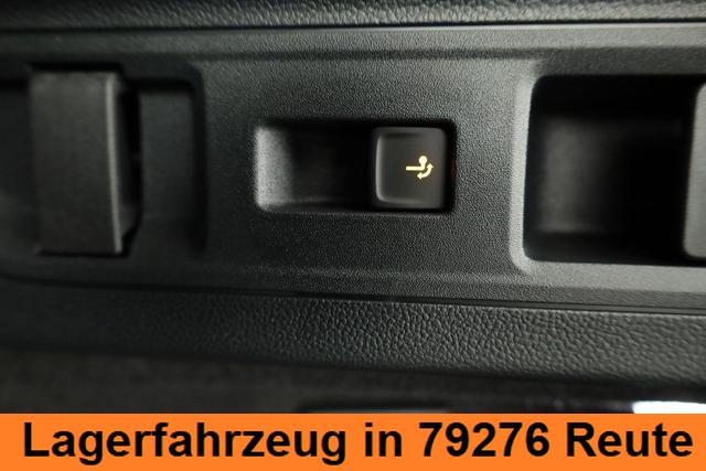 Volkswagen Passat Variant 2.0 TDI 142 kW 4Motion R-Line DSG 4M Black, AHK, IQ.Light, HUD, 19-Zoll, AreaView, Navi, Side 