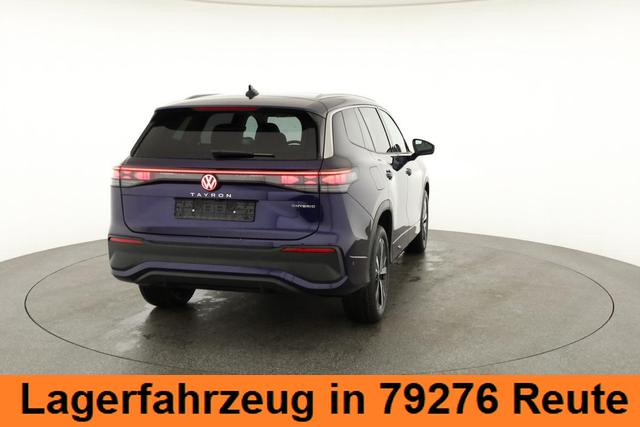 Volkswagen Tayron 1.5 TSI eHybrid 150 kW Life Life, Pano, HuD, AHK, AreaView, Side, Navi, Winter, 5-J. Garantie 