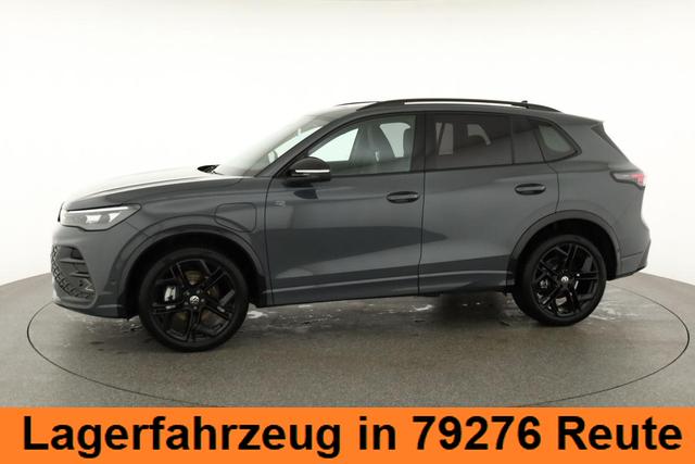 Volkswagen Tiguan 1.5 TSI eHybrid 200 kW R-Line Black, Pano, 20-Zoll, AHK, AreaView 