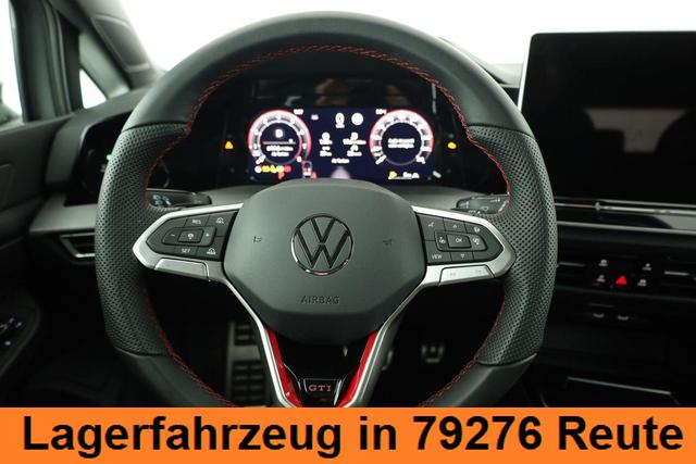 Volkswagen Golf 2.0 TSI 195 kW GTI VIII DSG Black Style, Pano, Navi, Side, Matrix, AreaView, Winter, 19-Zoll 