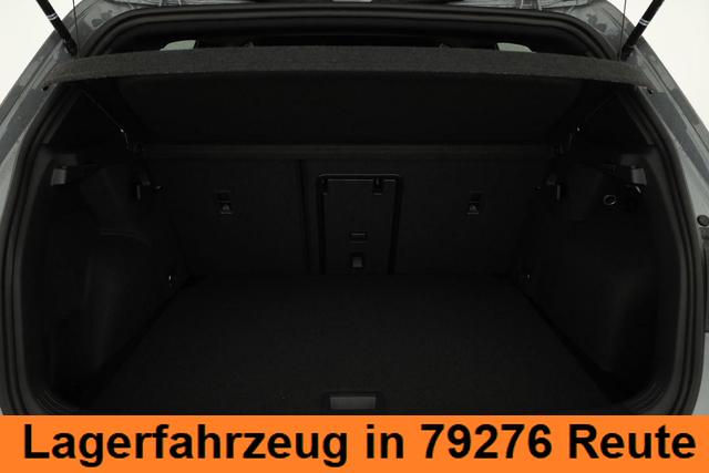 Volkswagen Golf 2.0 TSI 195 kW GTI VIII DSG Black Style, Pano, Navi, Side, Matrix, AreaView, Winter, 19-Zoll 