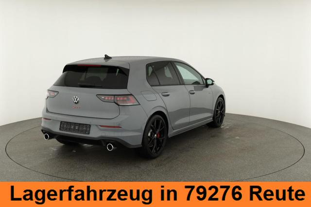 Volkswagen Golf 2.0 TSI 195 kW GTI VIII DSG Black Style, Pano, Navi, Side, Matrix, AreaView, Winter, 19-Zoll 