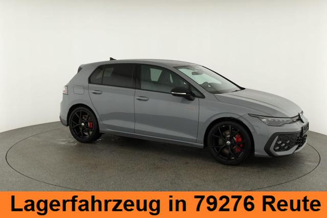 Volkswagen Golf 2.0 TSI 195 kW GTI VIII DSG Black Style, Pano, Navi, Side, Matrix, AreaView, Winter, 19-Zoll 