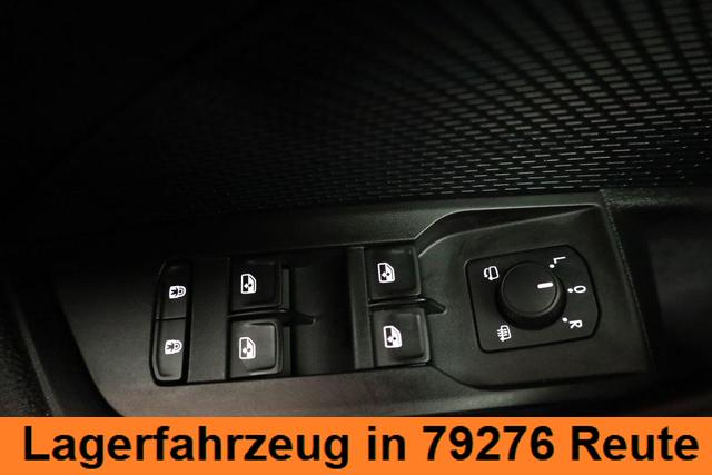 Skoda Octavia Combi 2.0 TSI 195 kW RS DSG, Standheizung, AHK, Navi, Matrix, Side, Winter, 5 J.-Garantie 