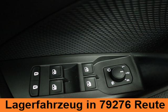 Skoda Octavia Combi 2.0 TSI 195 kW RS DSG, AHK, Navi, Matrix, Canton, Side, Winter, 5 J.-Garantie 