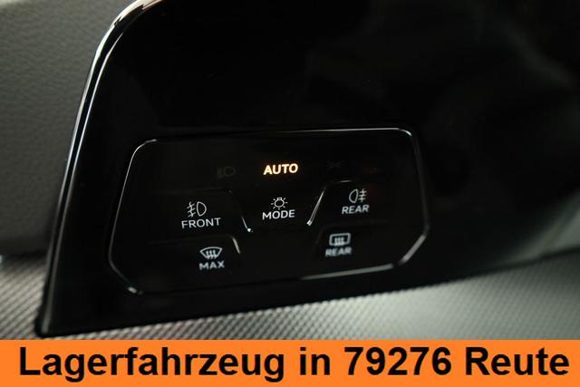 Volkswagen Golf 2.0 TSI 195 kW GTI VIII DSG, Navi, Side, IQ.Light, Kamera, Winter 