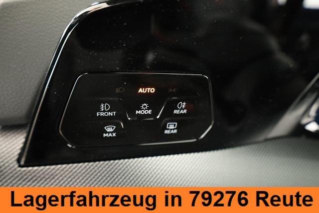 Volkswagen Golf 2.0 TSI 195 kW GTI VIII DSG, Navi, Side, IQ.Light, Kamera, Winter 