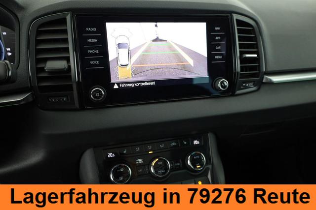 Skoda Karoq Drive 4x4 2.0 TDI DSG Drive, AHK, Matrix, Pano, Winter, el. Klappe 