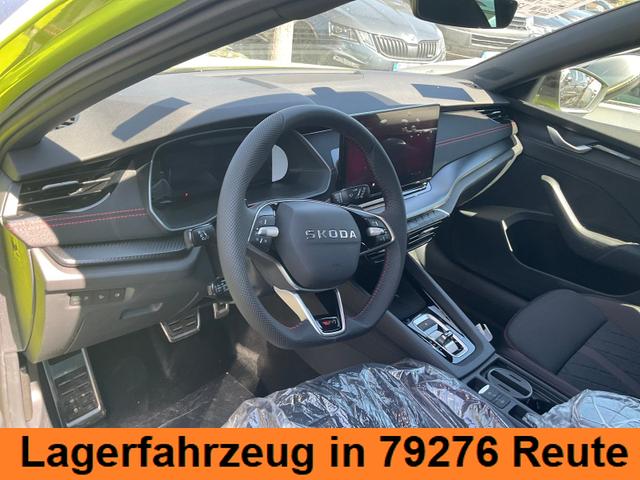 Lagerfahrzeug Skoda Octavia Combi - 2.0 TSI 195 kW RS DSG, Standheizung, AHK, Navi, Matrix, Side, Winter, 5 J.-Garantie