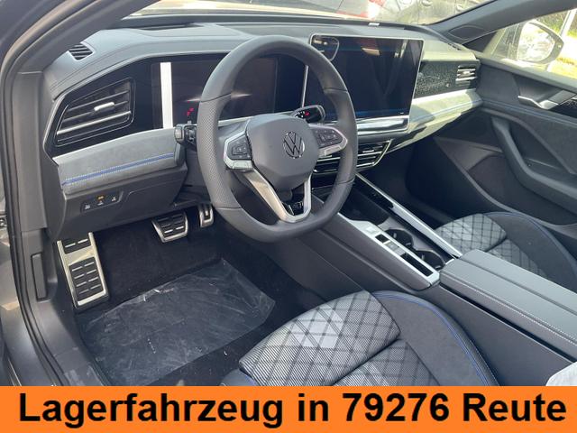 Lagerfahrzeug Volkswagen Passat Variant - 2.0 TDI 142 kW 4Motion R-Line DSG 4M R-LINE, Pano, AHK, IQ.Light, HUD, 19-Zoll, AreaView, Navi, Side