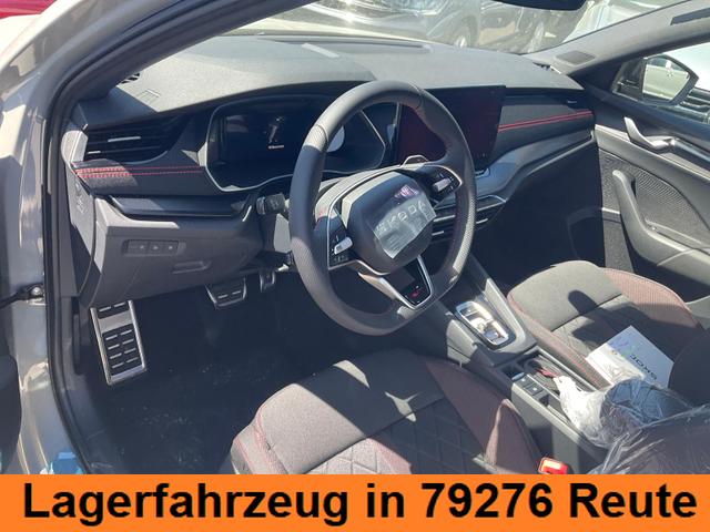 Lagerfahrzeug Skoda Octavia Combi - 2.0 TSI 195 kW RS DSG, Pano, Standheizung, AHK, Navi, Matrix, Sound, Side, Winter, 5 J.-Garantie