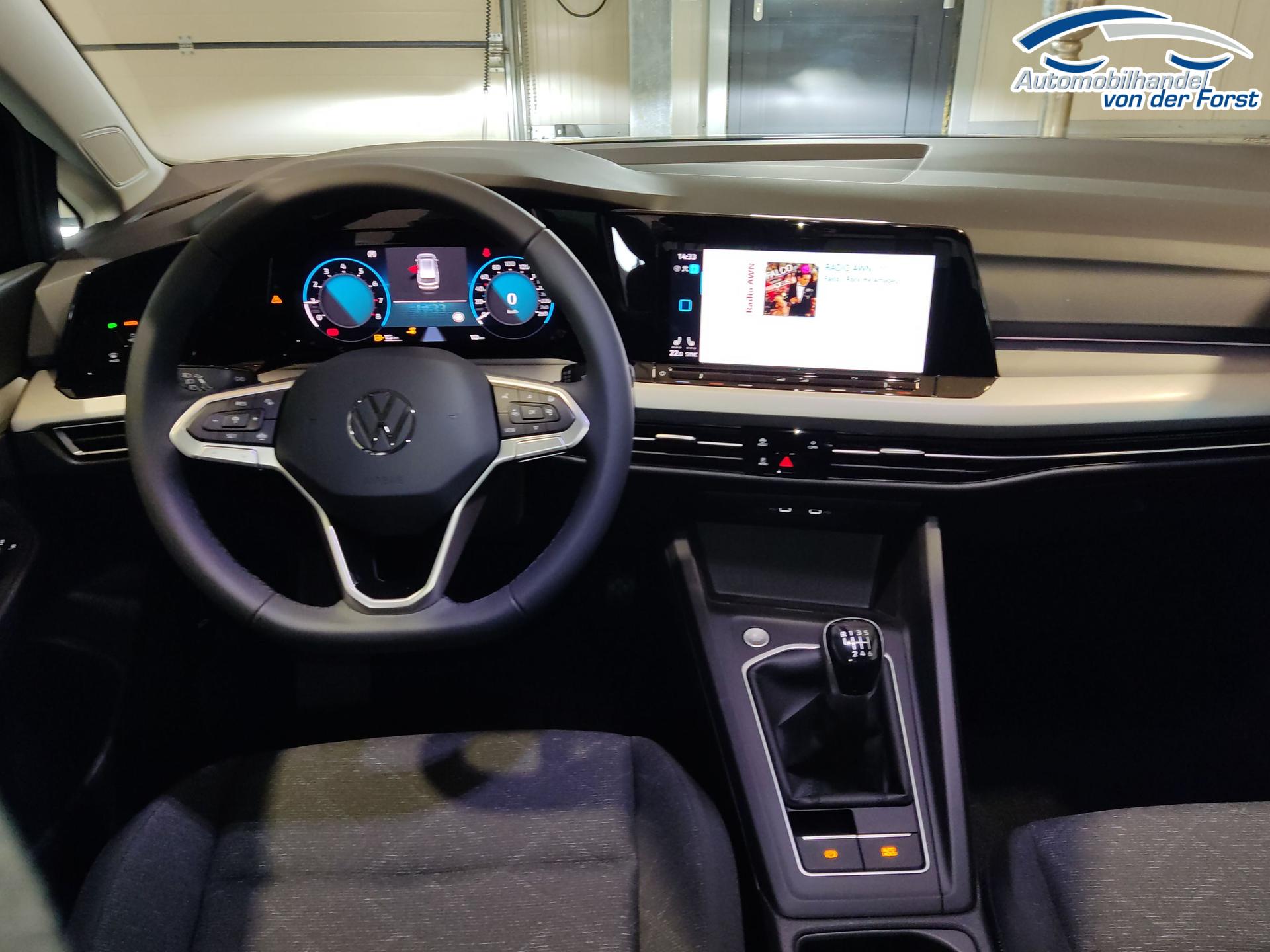 Volkswagen Golf 1.5 TSI 130PS Life Klimaautomatik Sitzheizung