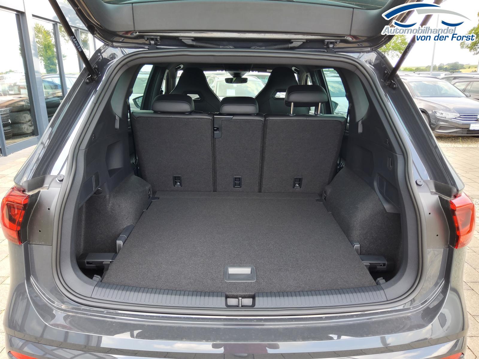 Seat Tarraco FR 4Drive 2.0 TSI DSG 7- Sitzer /ACC/LED Neuwagen mit Rabatt