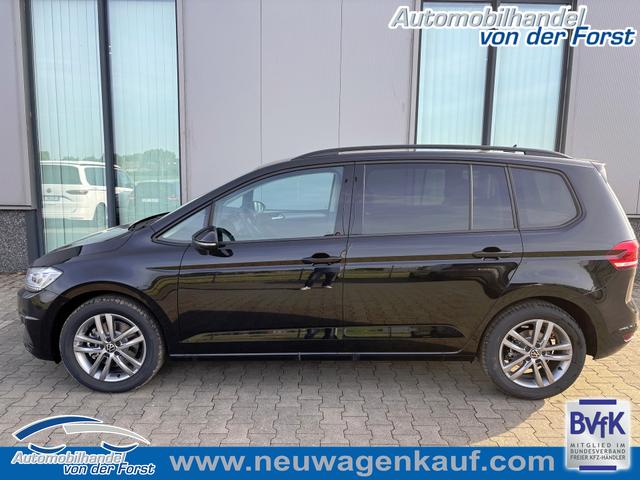 Volkswagen Touran - 1.5 TSI 150PS ; 5-SITZER, Schwarz-Met, 17" Alu, Sitzheizung, Elektr. Heckklappe, Keyless, Alarm, IQ-LIGHT LED-Scheinwerfer, Parksensoren v/h, Rückfahrkamera, ACC Tempomat, M-Lederlenkrad, Digitales Cockpit, 3-Zonen-Climatronic, Wireless App-Connect