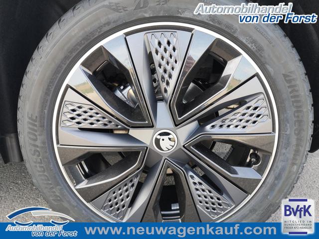 Skoda Karoq - Sportline Karoq 2.0TDI Sportline DSG 4x4 AHK Matrix Navi ACC