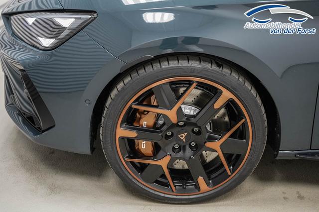 Cupra Leon Sportstourer Leon ST 2,0 TSI DSG 4Drive VZ Extreme - LAGER 