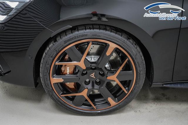 Cupra Leon Sportstourer Leon ST 2,0 TSI DSG 4Drive VZ Extreme - LAGER 