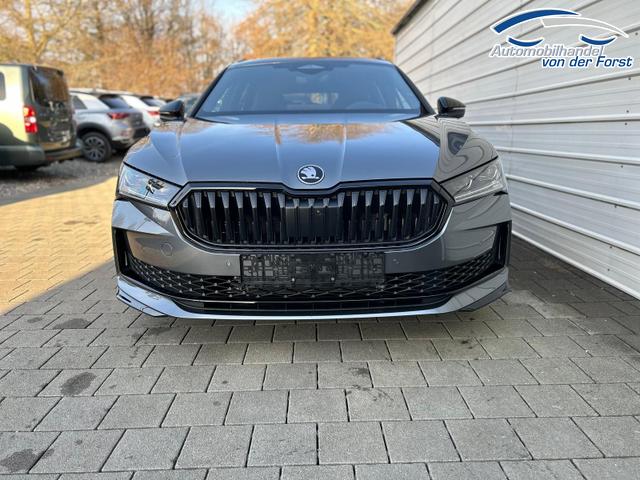 Skoda Superb Combi Sportline Superb Kombi Sportline 2.0 TDI DSG 4x4 *HUD*AHK*Navi*Matrix*AssistenzPlus*NAVI*E-Heck*Keyless 