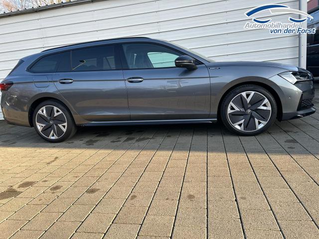 Skoda Superb Combi Sportline Superb Kombi Sportline 2.0 TDI DSG 4x4 *HUD*AHK*Navi*Matrix*AssistenzPlus*NAVI*E-Heck*Keyless 